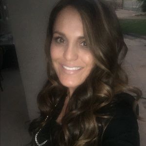 Meet your Posher, Leilani